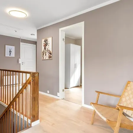 Fully Furnished Close To Technology Park And Uni *