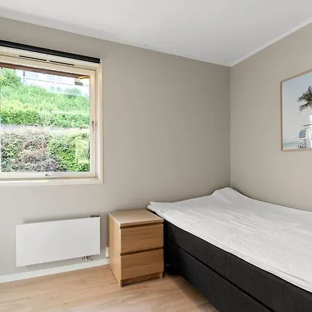Fully Furnished Close To Technology Park And Uni 아파트