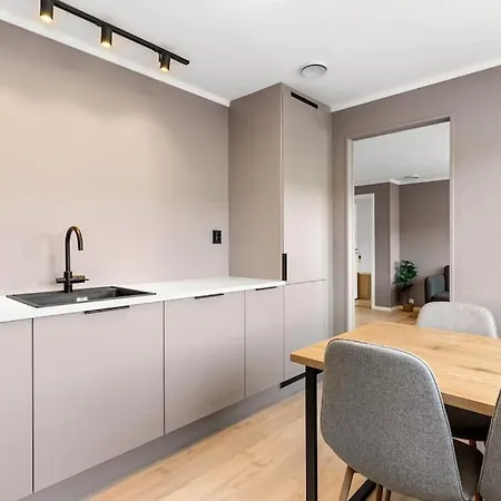 Fully Furnished Close To Technology Park And Uni *