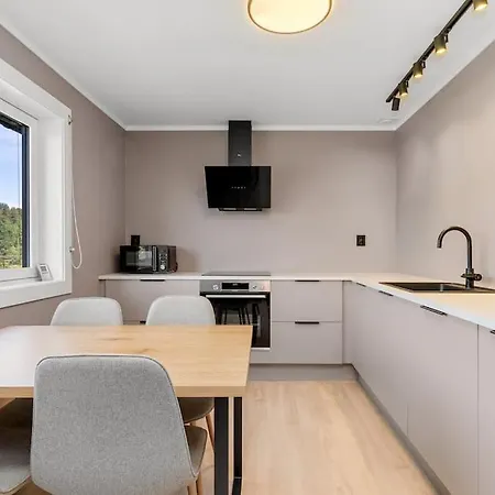 아파트 Fully Furnished Close To Technology Park And Uni 콩스베르그